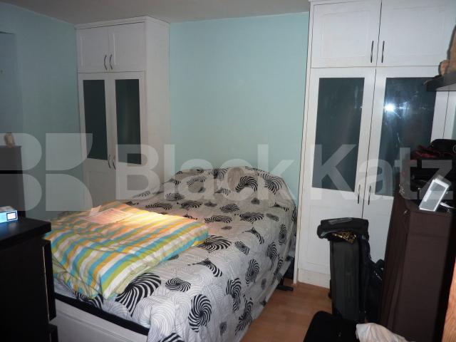 			GARDEN FLAT!, 1 Bedroom, 1 bath, 1 reception Flat			 Kingsdown Road, ARCHWAY